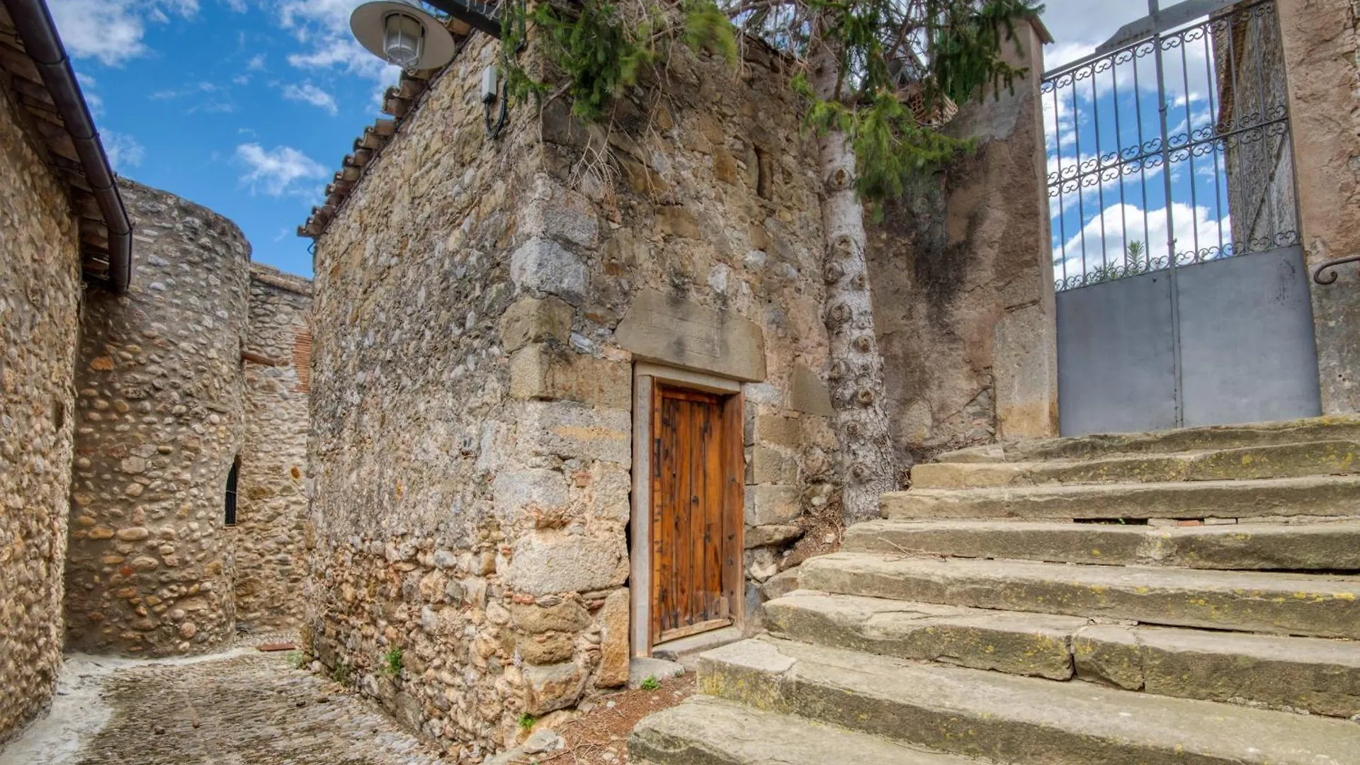 Can Parralets Camallera Holiday home